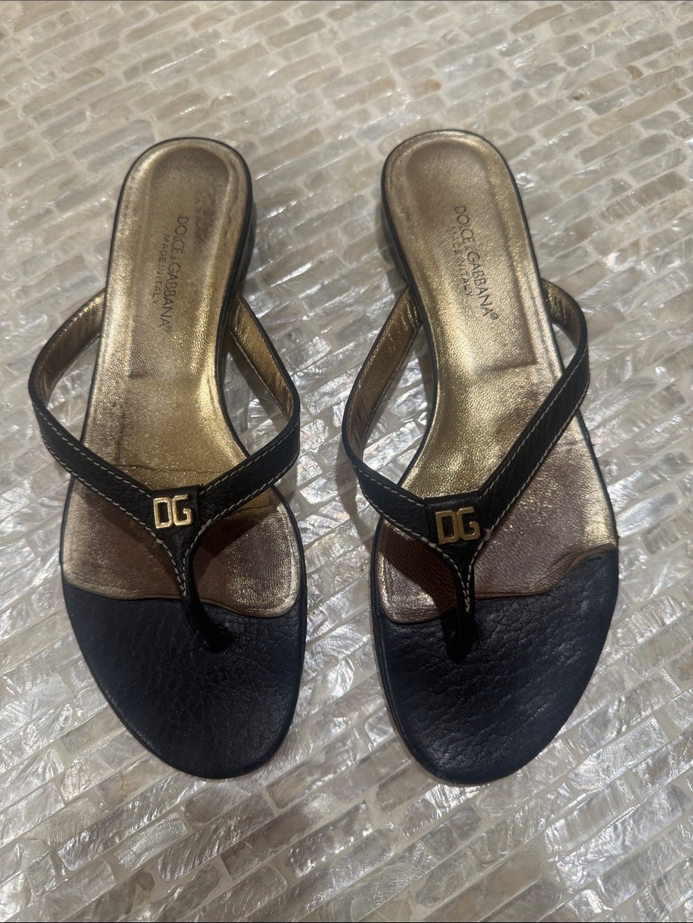 Dolce & Gabbana Black Leather Thong Sandals with Gold Insole and DG Logo